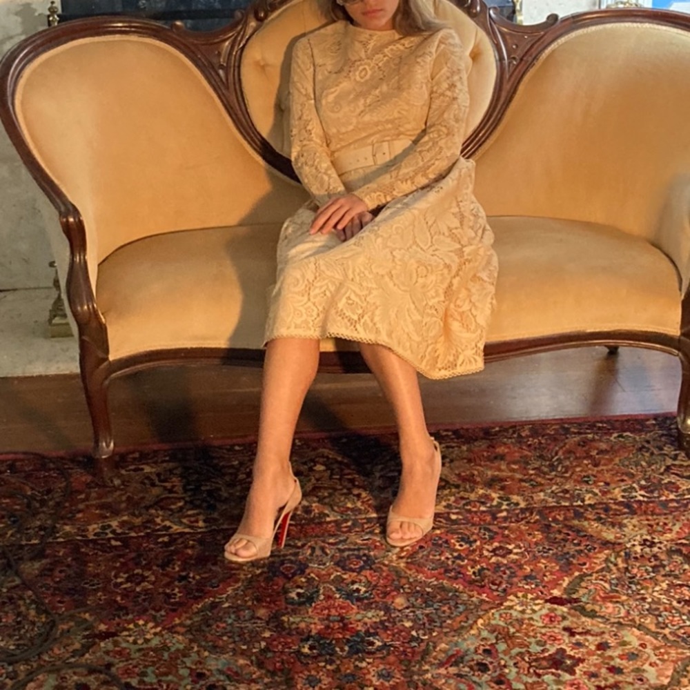 Vintage lace dress - Picture 7 of 9